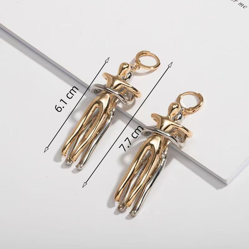 Wholesale Cross-border Hot Couple Earrings Little People Pendant Valentine's Day Gift Creative Love Earrings Hug Kiss Ear Buckle